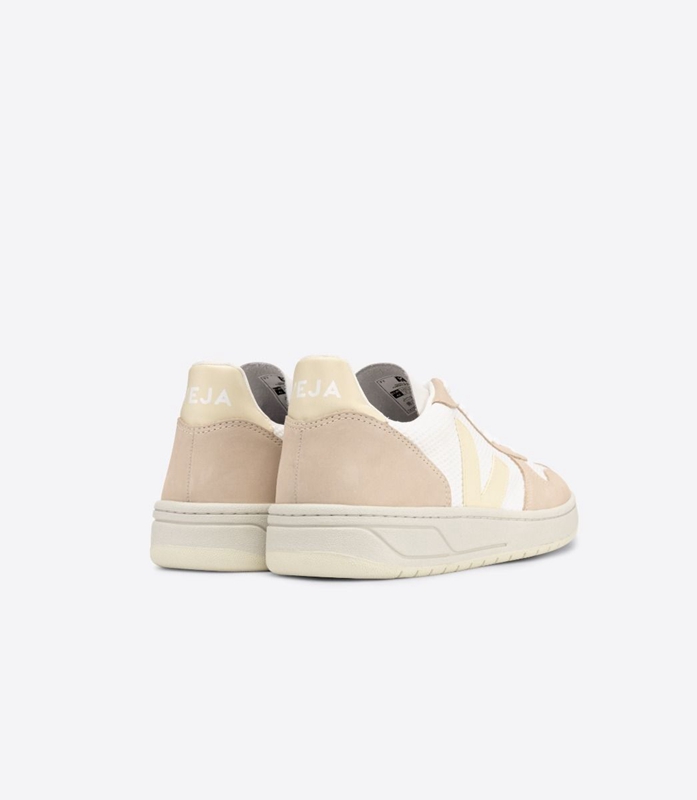 White Veja Alveomesh Butter Almond Men's V-10 | NQLDE-3217