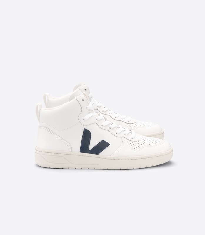 White Veja Leather Nautico Men\'s V-15 | RTKGX-1684