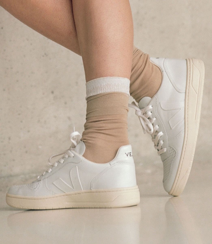 White Veja Leather Women's V-10 | HSZTY-7203