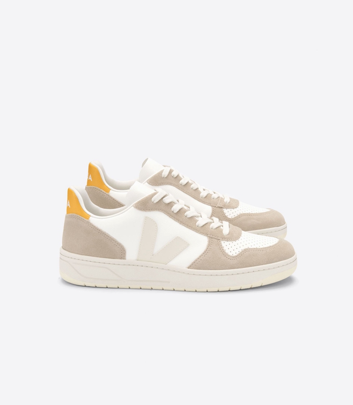 White Veja Leather Sahara Ouro Men's V-10 | WFEBZ-5069